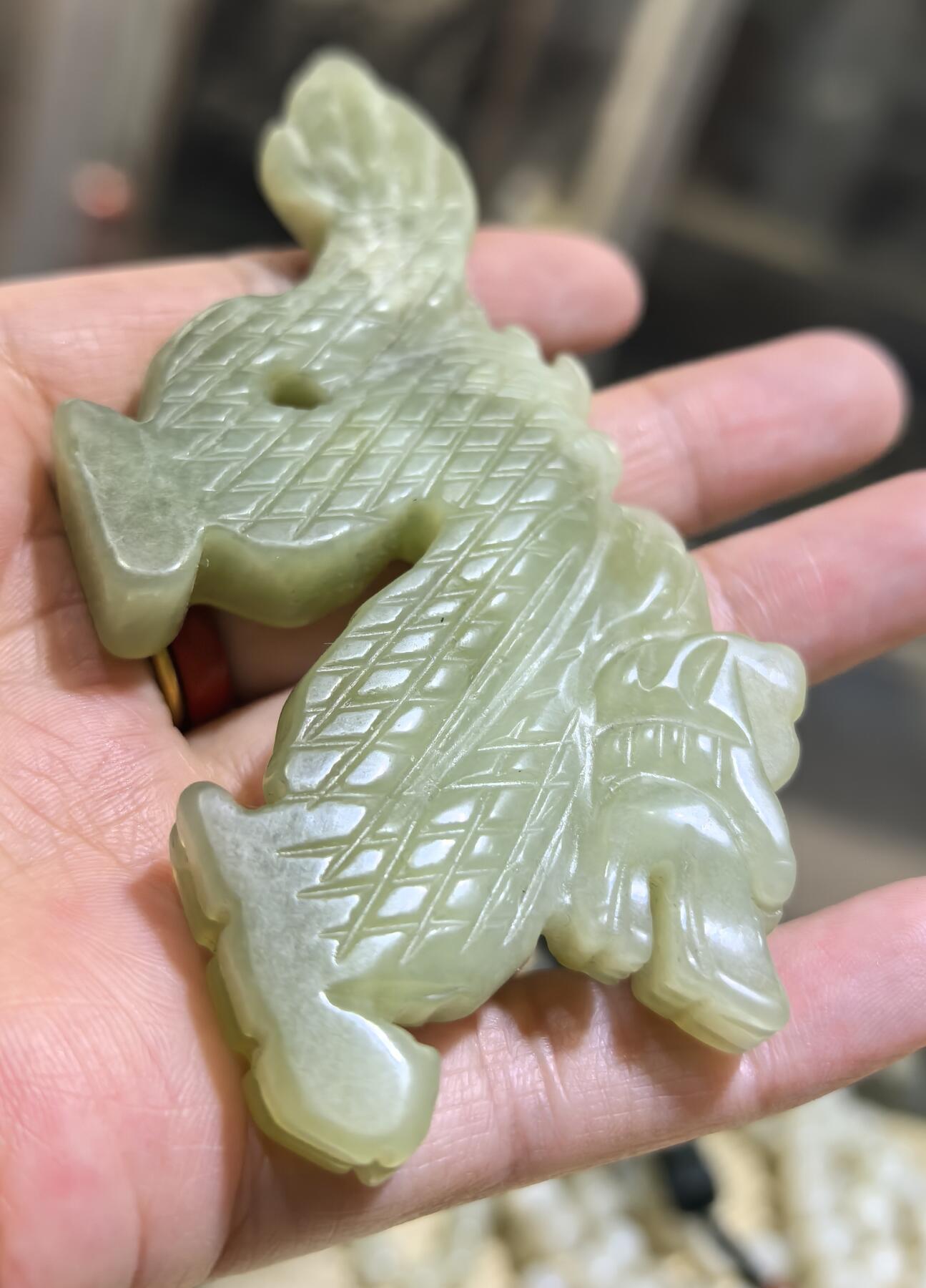 旧藏古代岫玉龙船配饰，包浆浑厚。可做手把件挂件。全品如图。尺寸:长9.42*45.7*9.6cm