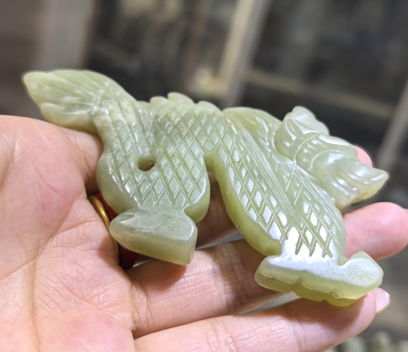 旧藏古代岫玉龙船配饰，包浆浑厚。可做手把件挂件。全品如图。尺寸:长9.42*45.7*9.6cm