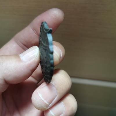 朝鲜老模范章一枚