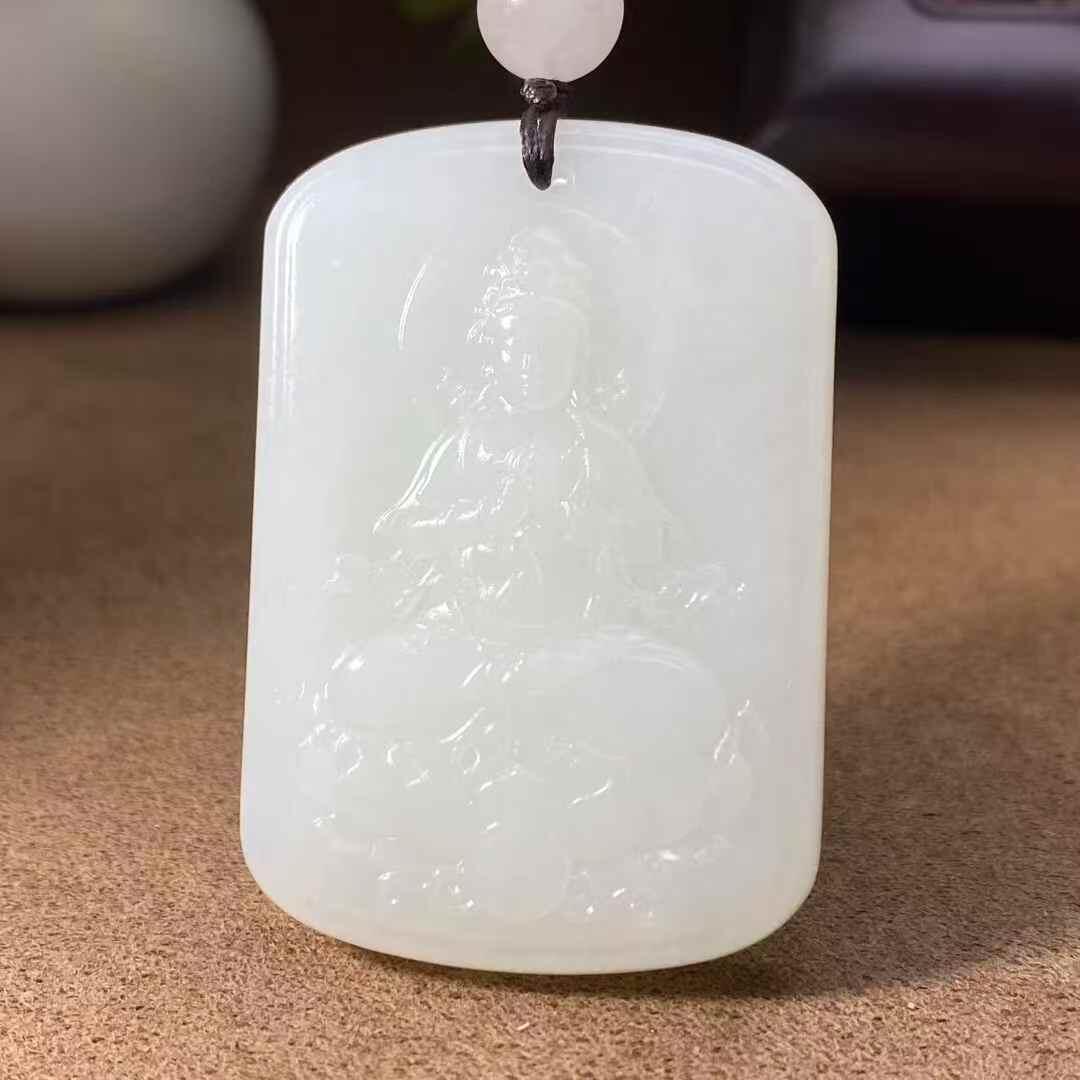 获奖作品🔥纯福利🔥超美大气羊脂观音🔥脂白新疆和田玉作品，观音，37.73g，白度脂白，料子油润细腻，双面浮雕工艺雕刻观音，牌型方正大气，海派玉雕名家作品，有款证全套包装！另送获奖证书！16630JL200906