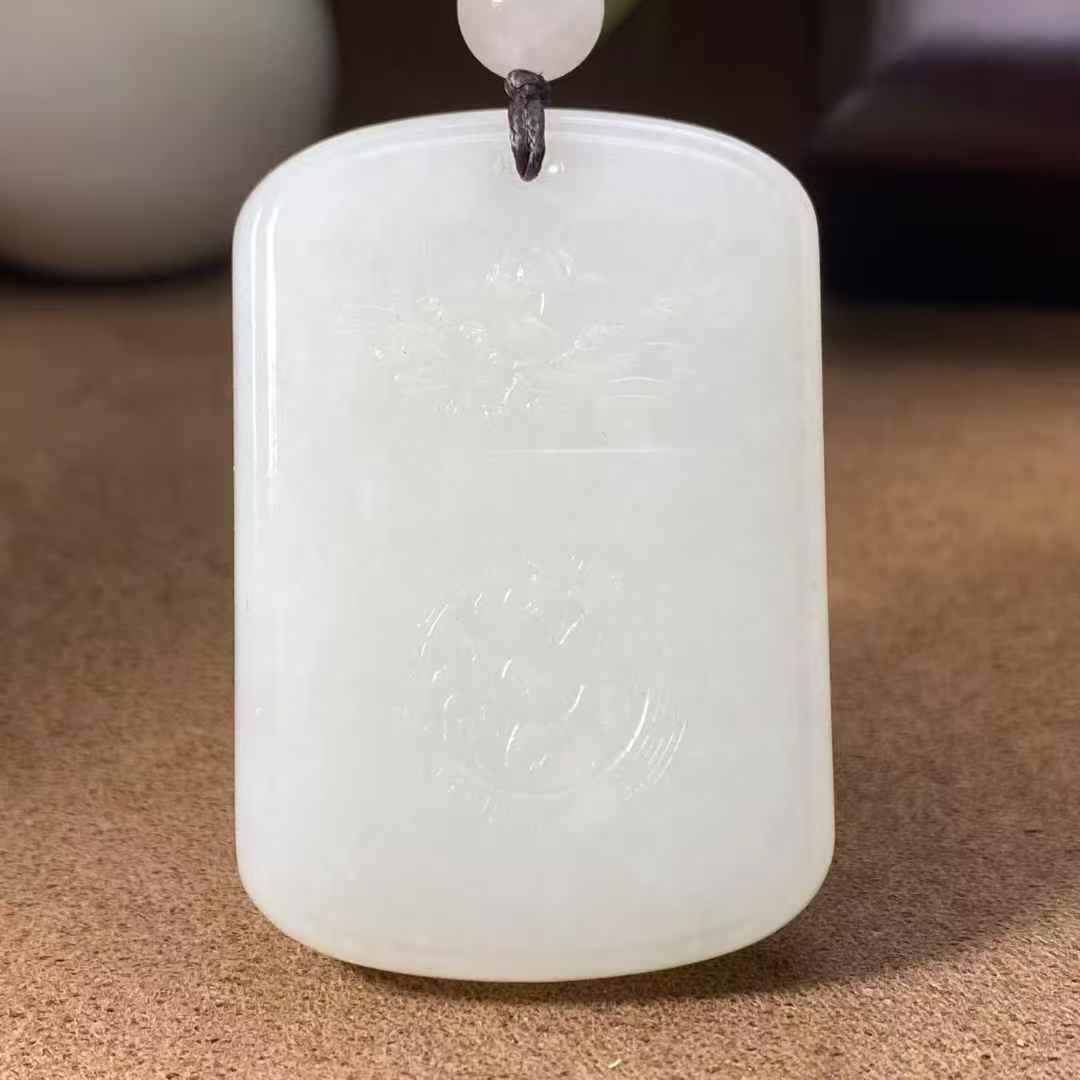 获奖作品🔥纯福利🔥超美大气羊脂观音🔥脂白新疆和田玉作品，观音，37.73g，白度脂白，料子油润细腻，双面浮雕工艺雕刻观音，牌型方正大气，海派玉雕名家作品，有款证全套包装！另送获奖证书！16630JL200906