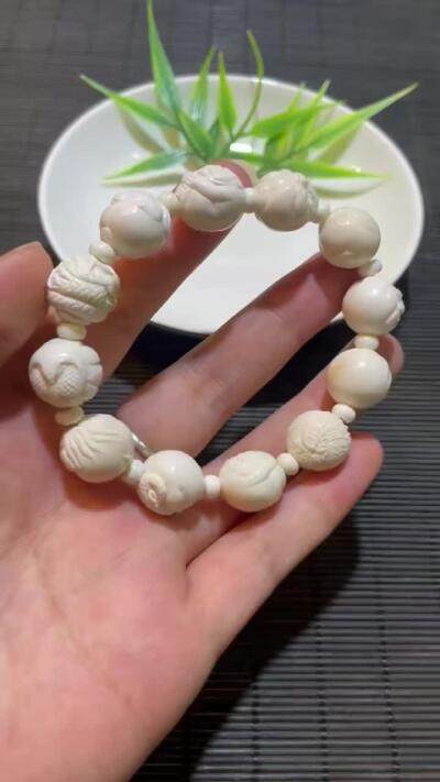 【猛犸雕刻12生肖手串】男女款，尺寸长13mm