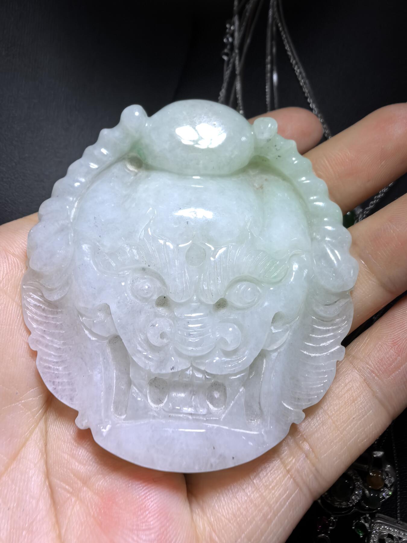 纯天然A货翡翠龙头皮带扣男款，霸气十足，精雕细琢，老坑料，实物实拍，所见即所得，尺寸:5.7cm*1.6cm