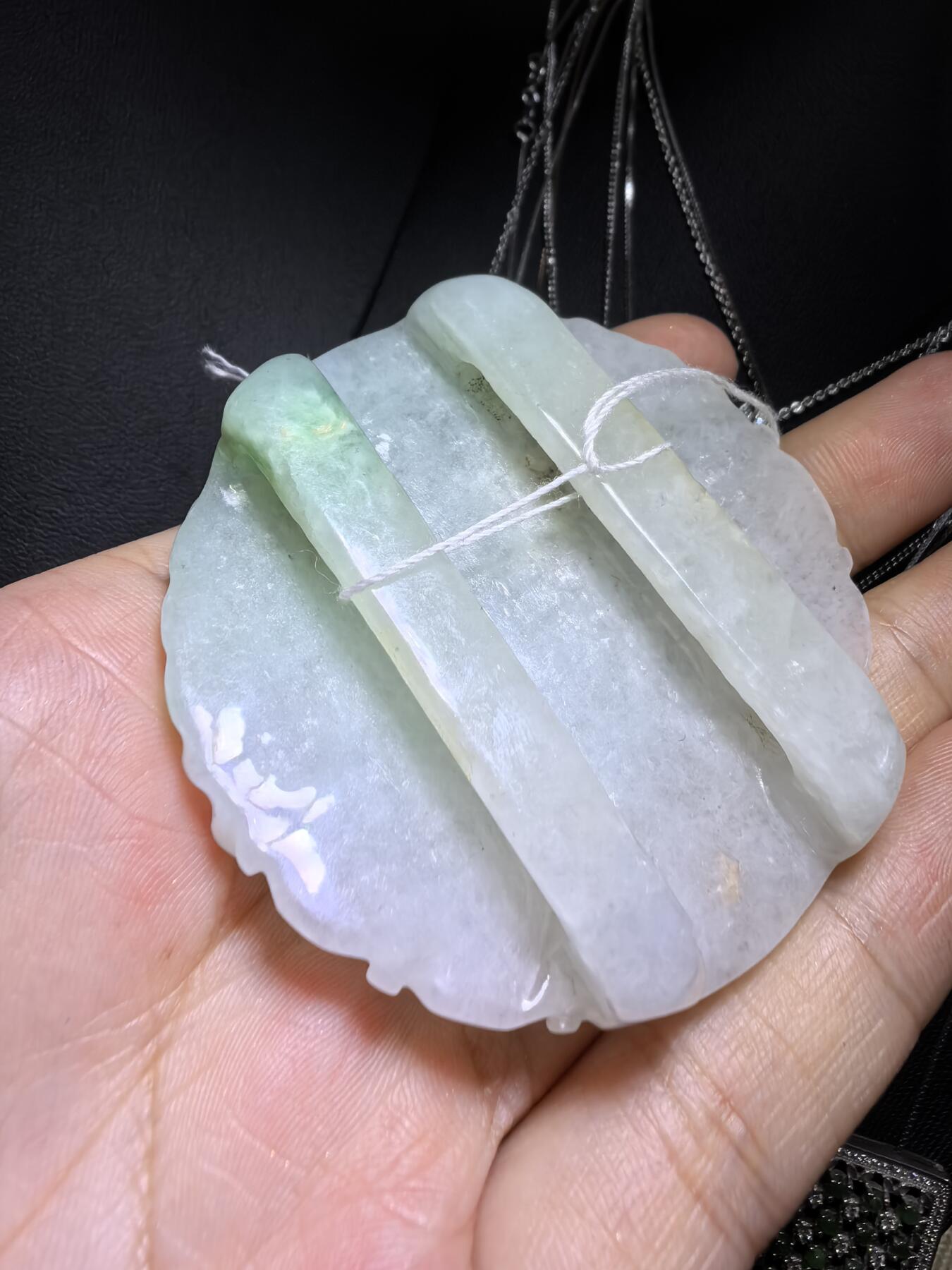 纯天然A货翡翠龙头皮带扣男款，霸气十足，精雕细琢，老坑料，实物实拍，所见即所得，尺寸:5.7cm*1.6cm