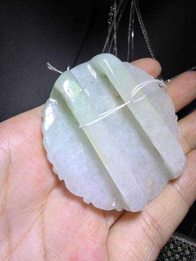 纯天然A货翡翠龙头皮带扣男款，霸气十足，精雕细琢，老坑料，实物实拍，所见即所得，尺寸:5.7cm*1.6cm
