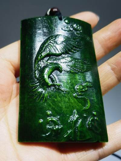 高端文玩大展宏图吊坠挂件牌男款，精雕细刻，立体感十足！可见手工雕刻痕迹！尺寸：6.6cm*4.0cm*0.6cm   克重：28.4g