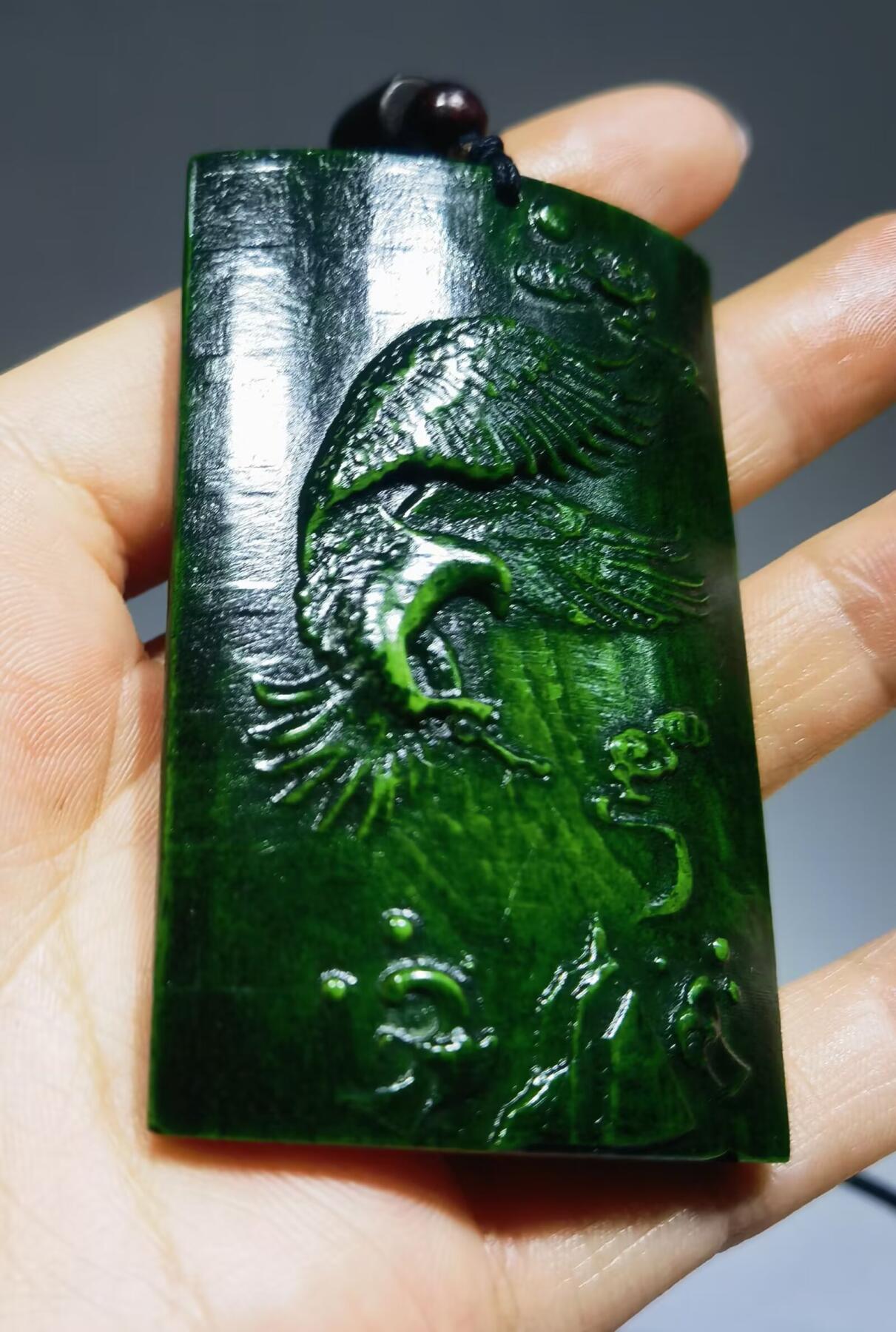 高端文玩大展宏图吊坠挂件牌男款，精雕细刻，立体感十足！可见手工雕刻痕迹！尺寸：6.6cm*4.0cm*0.6cm   克重：28.4g