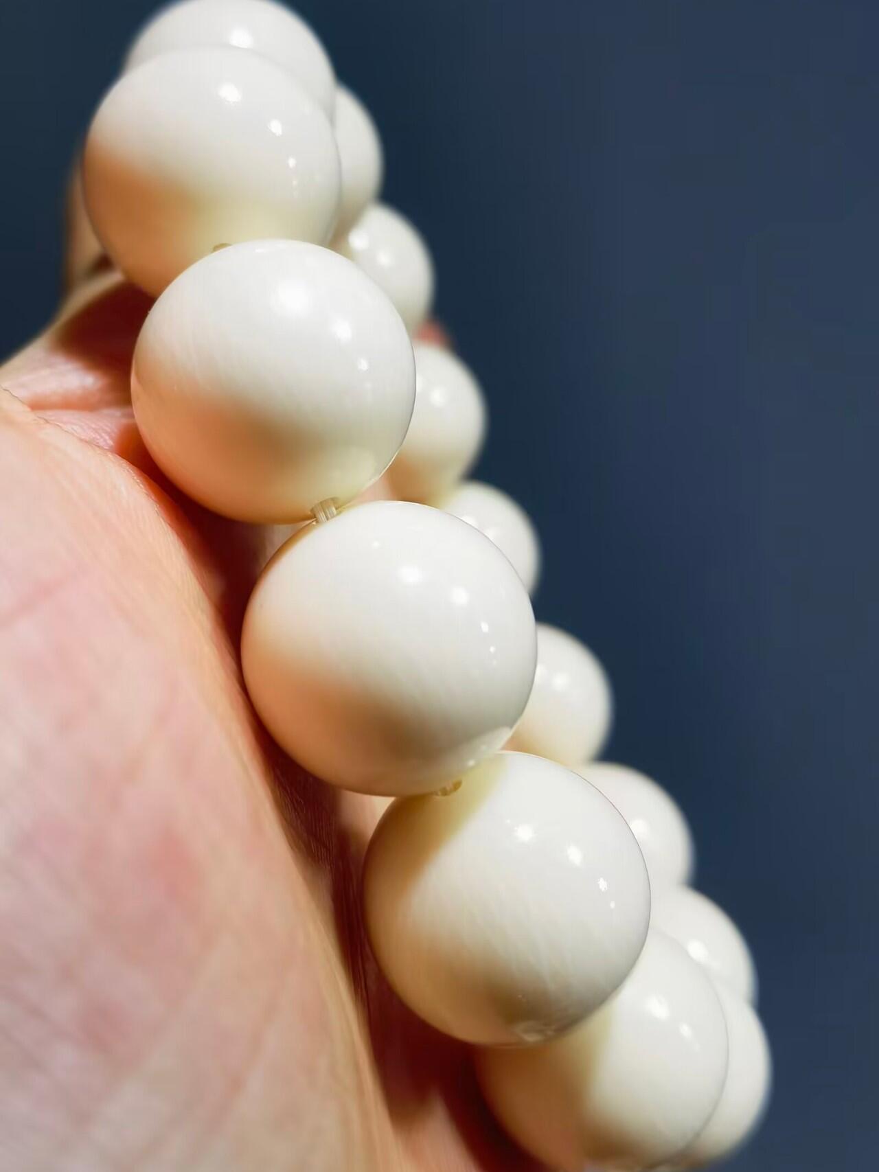 猛犸果冻料佛珠手串男款，料子油润细腻，尺寸:1.6cm克重:50