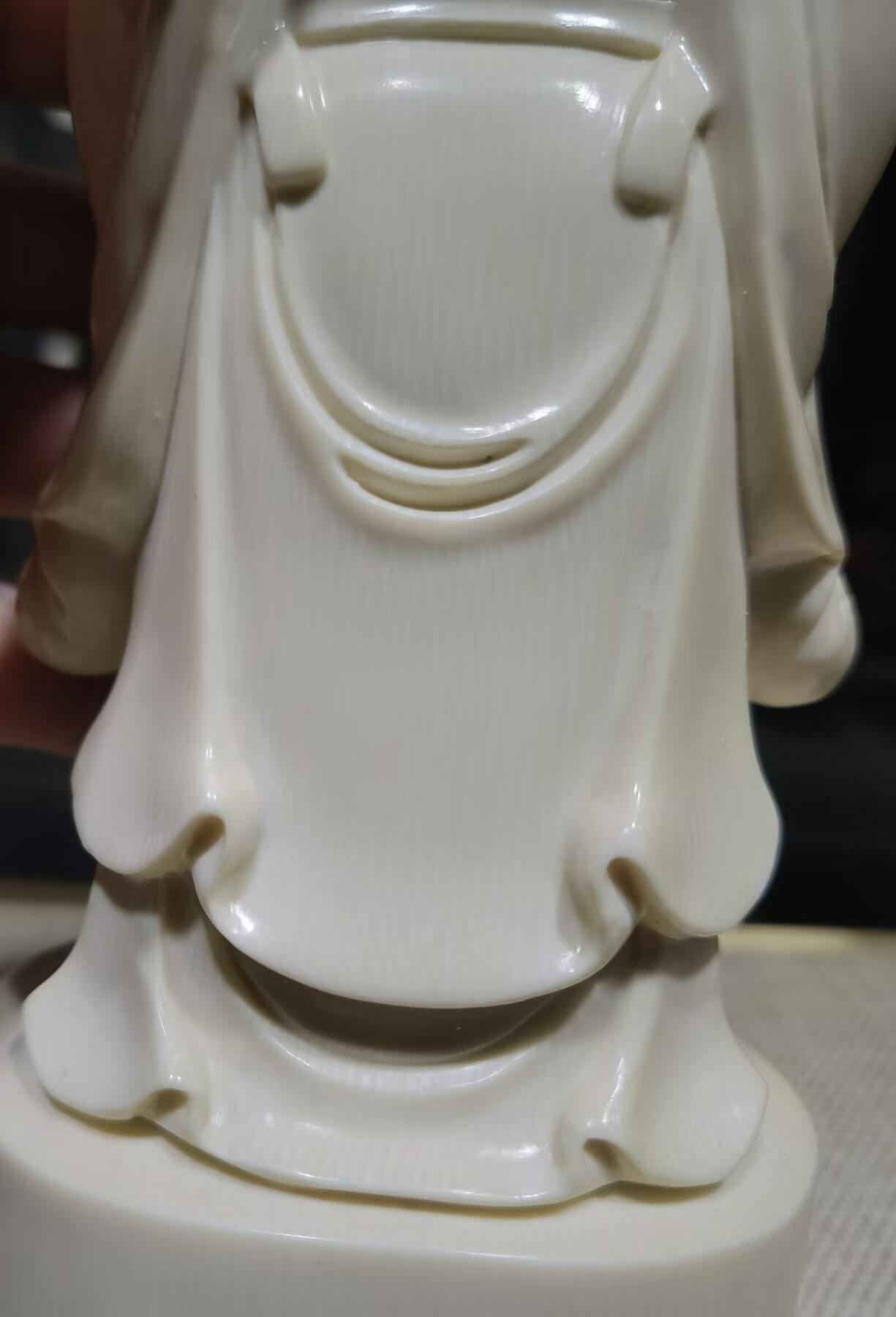 猛犸财神办公乔迁摆件，老料​纹路漂亮，精雕细刻，开脸喜庆吉祥！​尺寸:20.05cm*8cm克重:615。