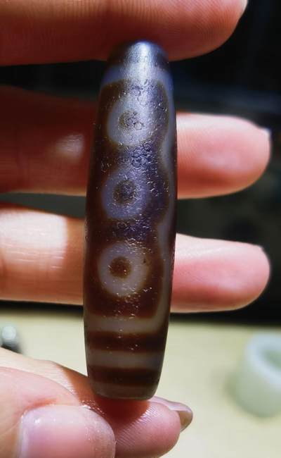 旧藏七眼天珠男女款吊坠挂件锁骨链，熟珠，已玉化包浆，可见天然风化纹马蹄纹等，尺寸:4.8cm*1.2cm