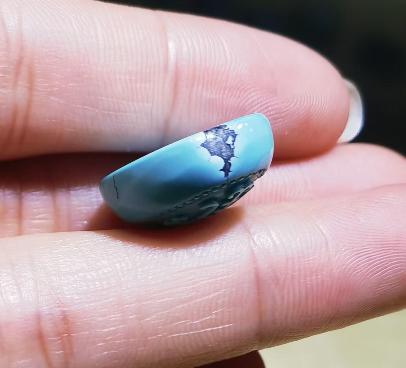 原矿高瓷蓝松石寿字戒面男女款，可代镶嵌，纯天然无优化，瓷度高，实物实拍。