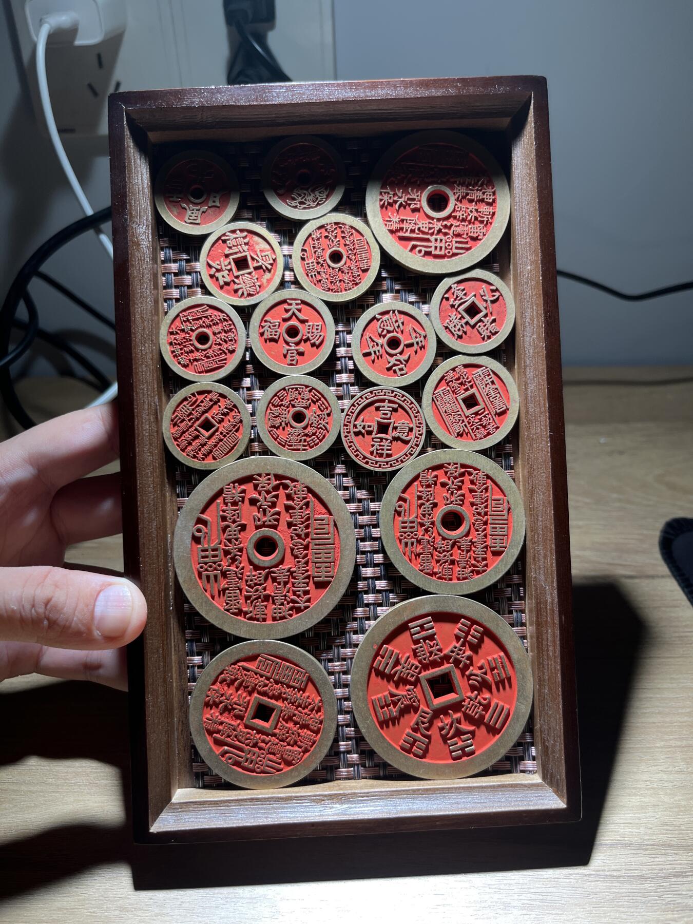 真品价格贵，玩玩工艺品过过瘾也行