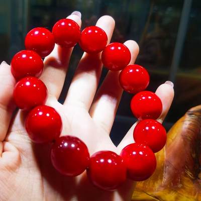 高品质皮珠手串男款佛珠
​十余年珍藏，料子已干透，整体1.8cm个别缩珠到1.7cm+。已稳定！
​手感温润如玉，光滑细腻！个别长度不规圆。微距下可见天然纹路！
​孤品难求！