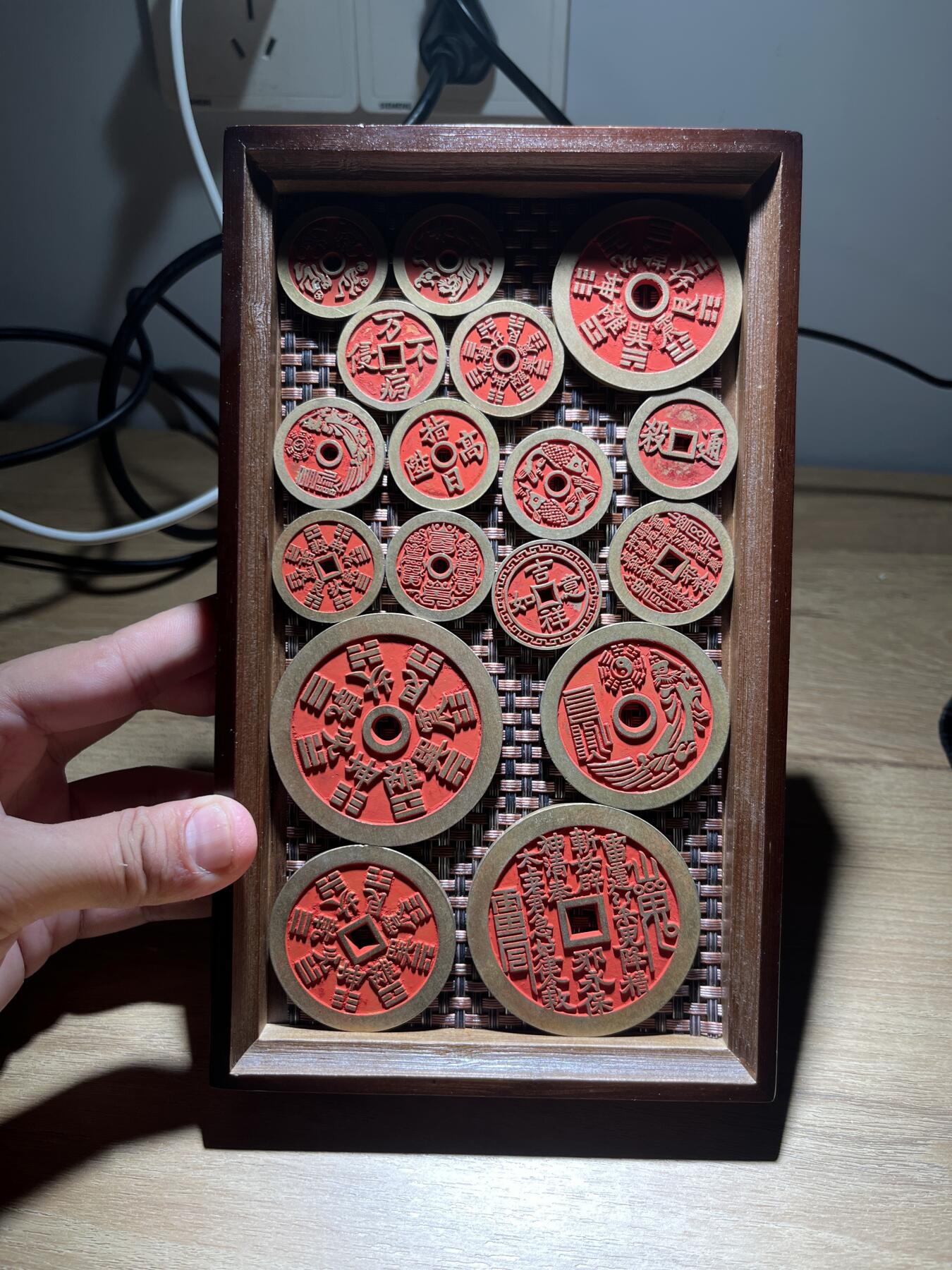 真品价格贵，玩玩工艺品过过瘾也行