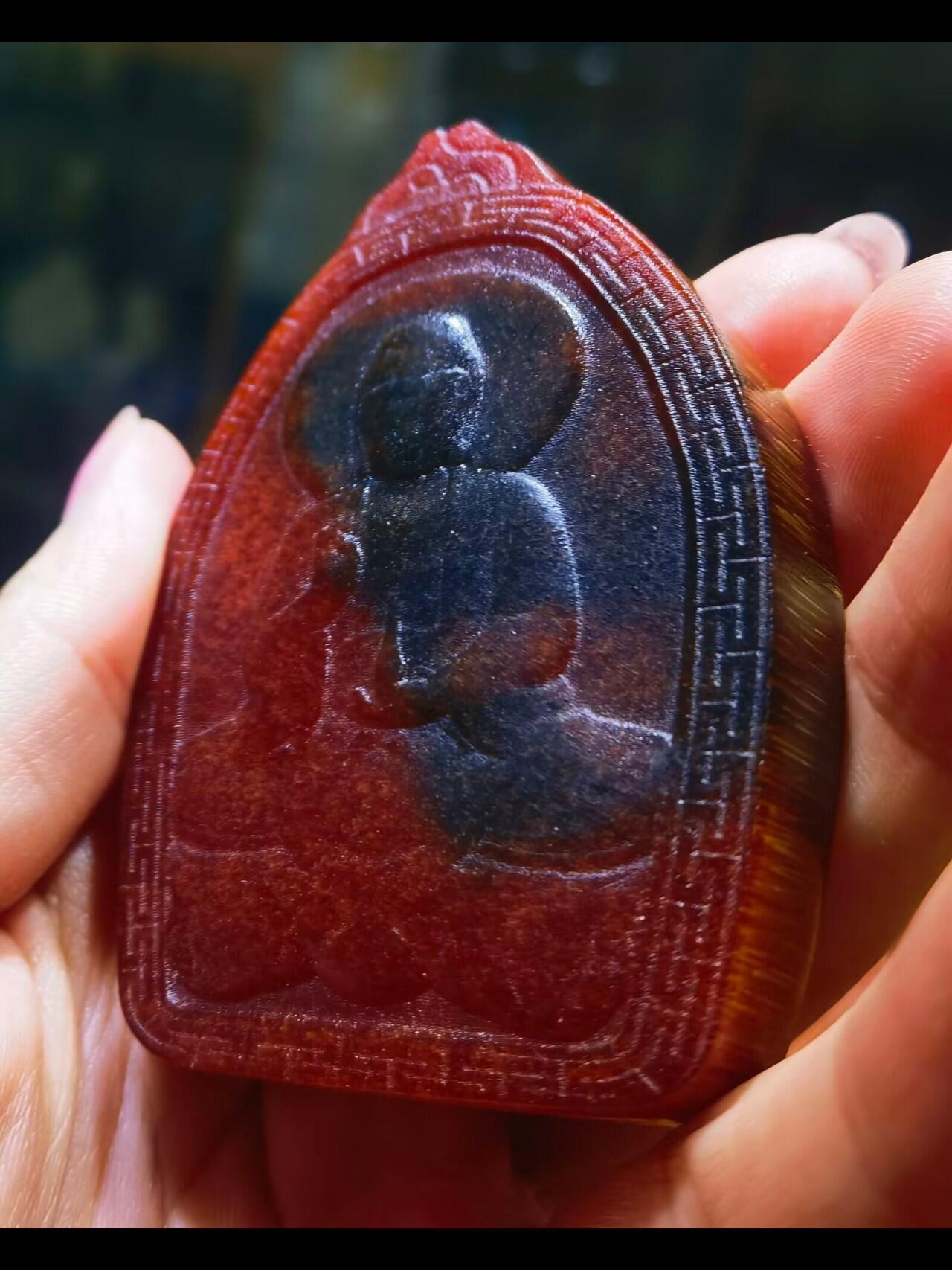 红黑料双面观音牌吊坠挂件男款，黑红料，尺寸:69mm*50mm*12mm