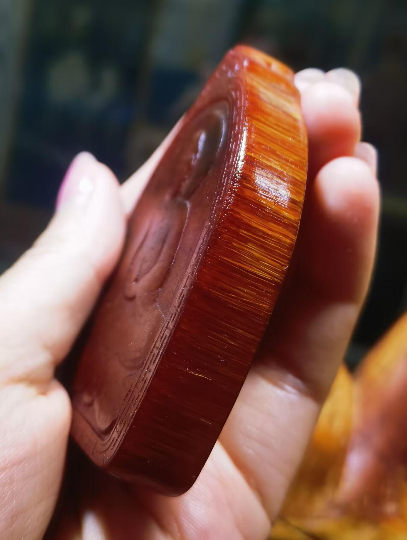 红黑料双面观音牌吊坠挂件男款，黑红料，尺寸:69mm*50mm*12mm