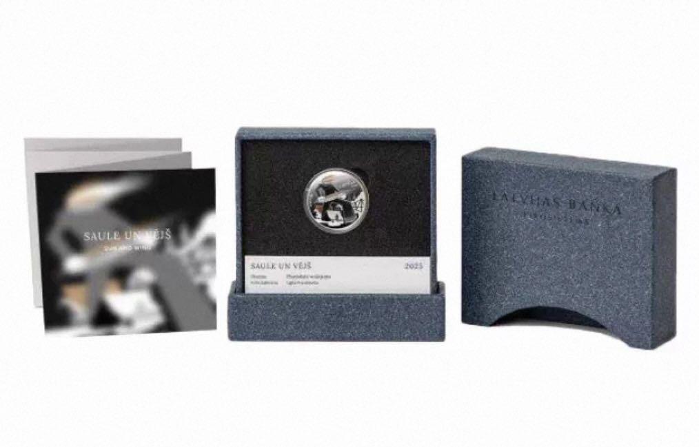【新品】拉脱维亚利耶帕亚建城400周年-太阳和风彩色纪念银币