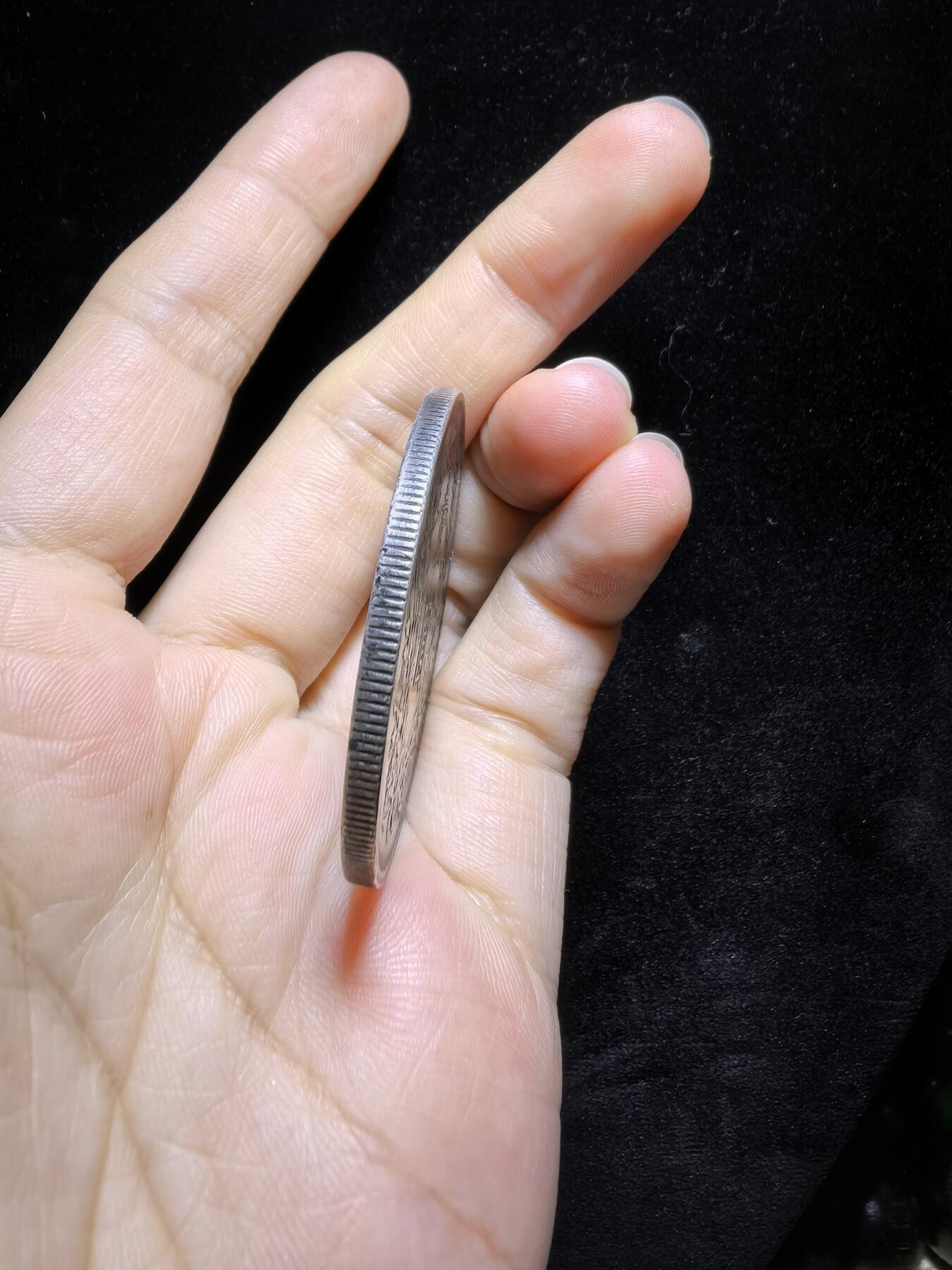 老银元袁大头，实物实拍，品相如图。