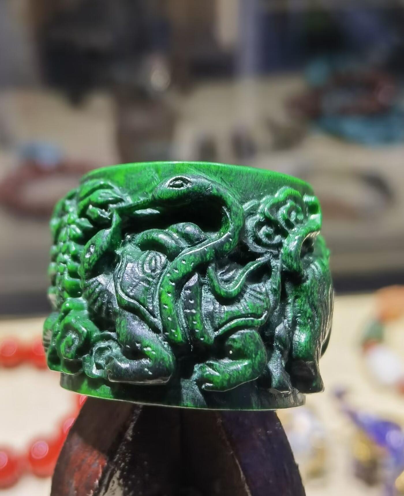 扳指财运亨通龙凤呈祥男款戒指，最早宫廷造办处出品，做佛珠勒子等。指圈：22