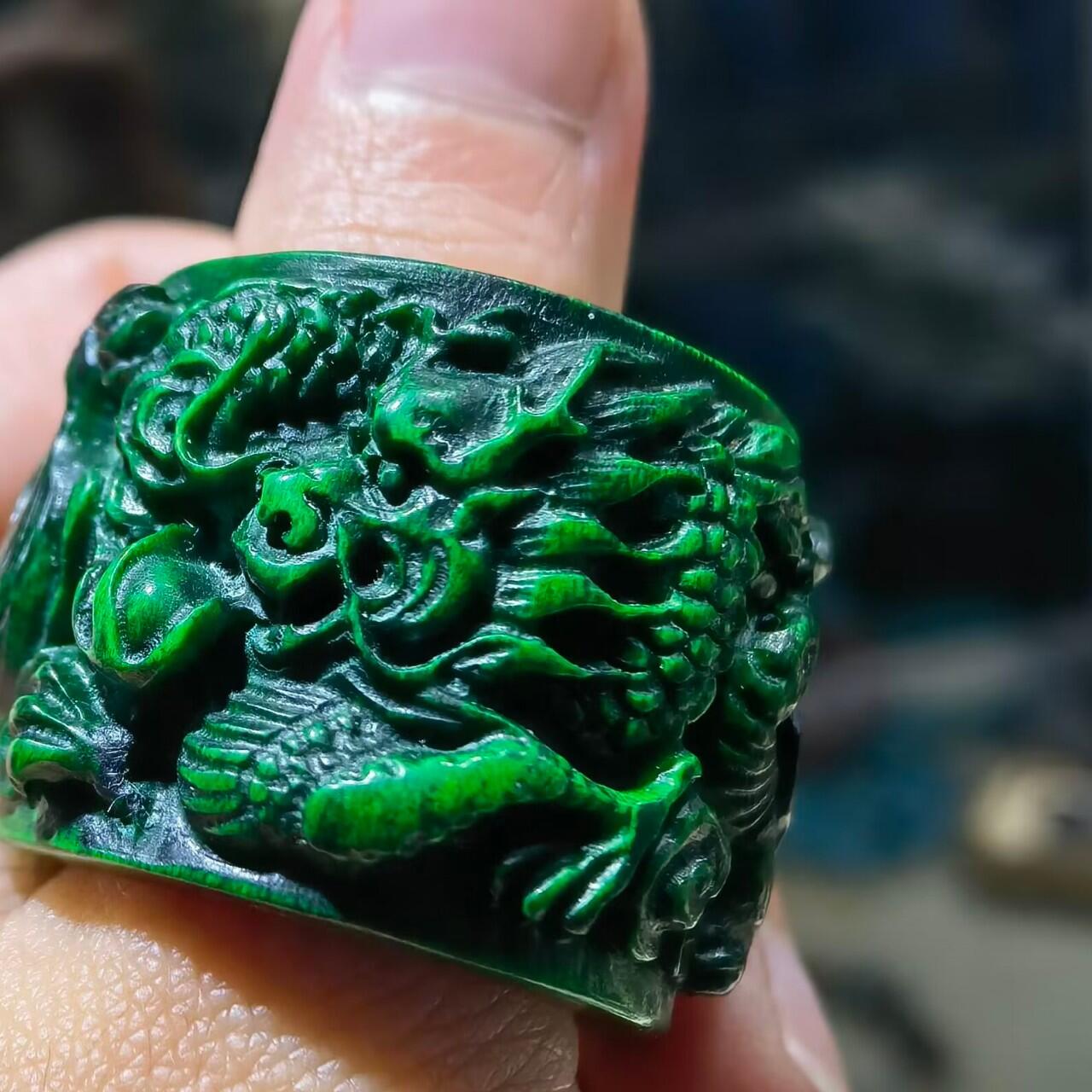 扳指财运亨通龙凤呈祥男款戒指，最早宫廷造办处出品，做佛珠勒子等。指圈：22