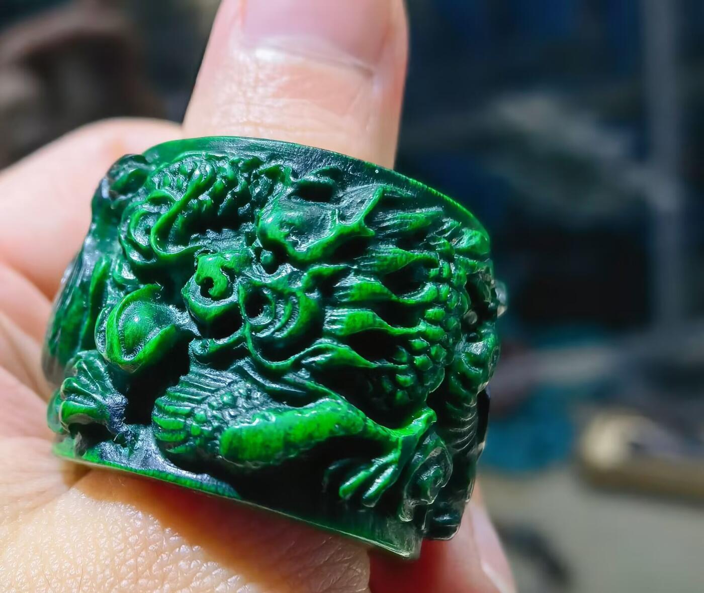 扳指财运亨通龙凤呈祥男款戒指，最早宫廷造办处出品，做佛珠勒子等。指圈：22