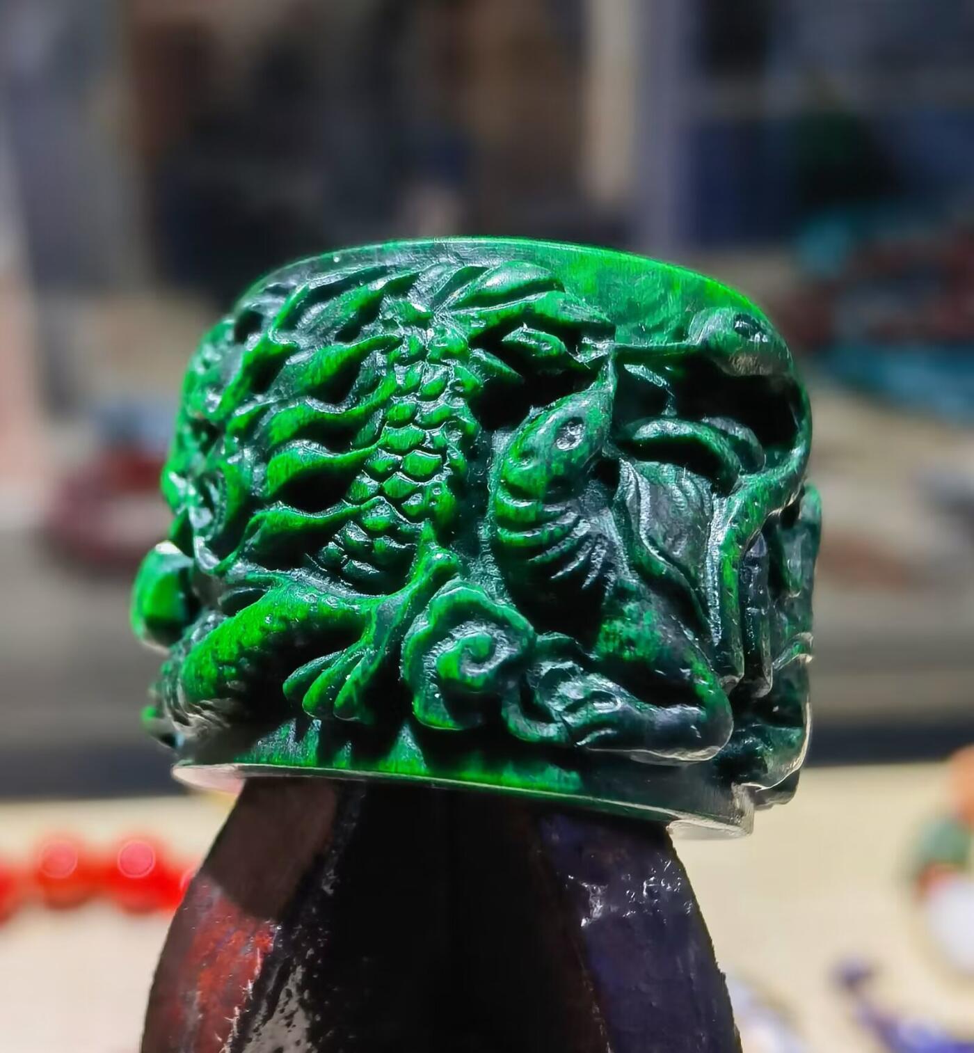 扳指财运亨通龙凤呈祥男款戒指，最早宫廷造办处出品，做佛珠勒子等。指圈：22