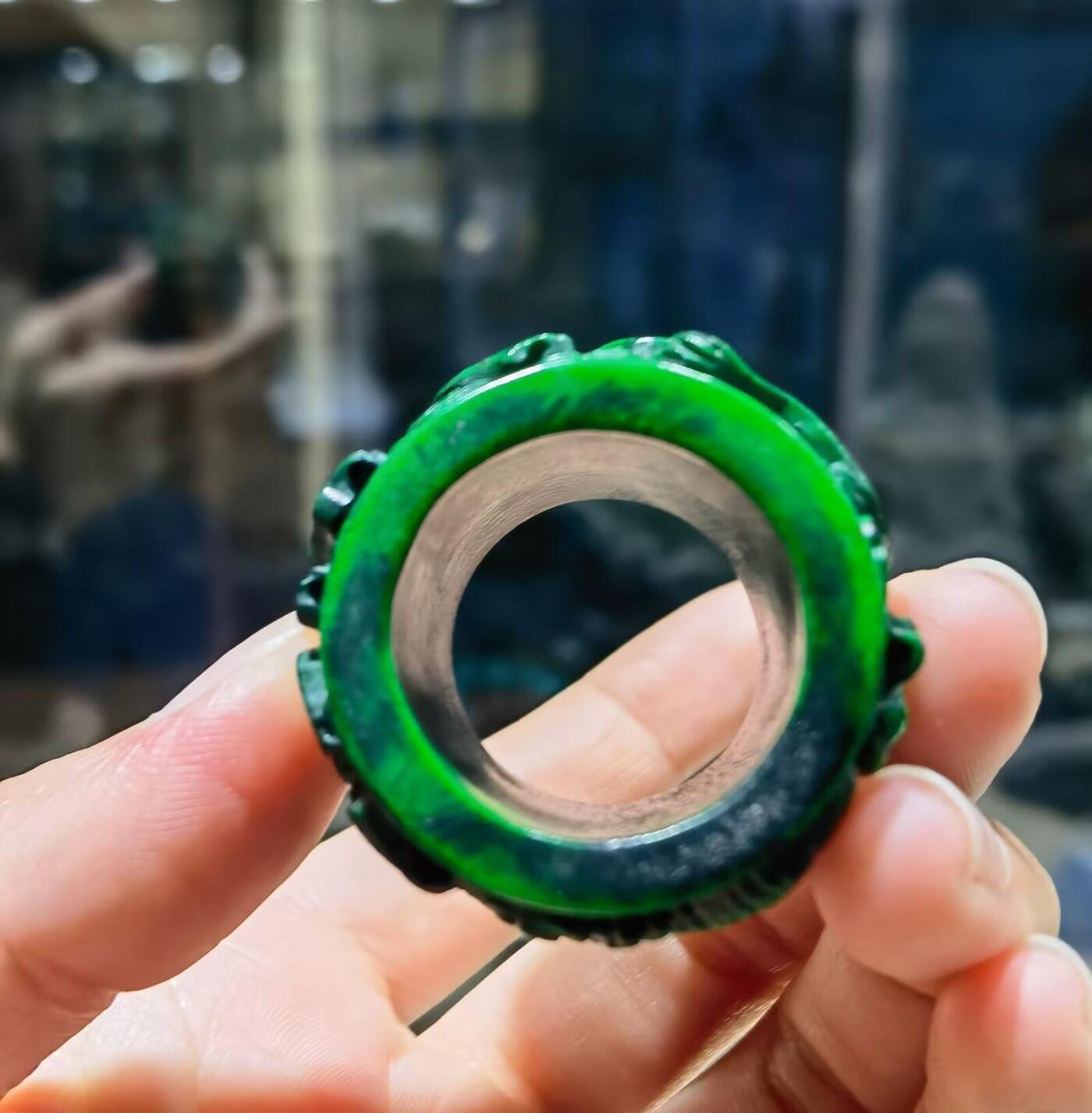 扳指财运亨通龙凤呈祥男款戒指，最早宫廷造办处出品，做佛珠勒子等。指圈：22