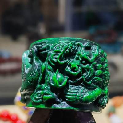 扳指财运亨通龙凤呈祥男款戒指，最早宫廷造办处出品，做佛珠勒子等。指圈：22