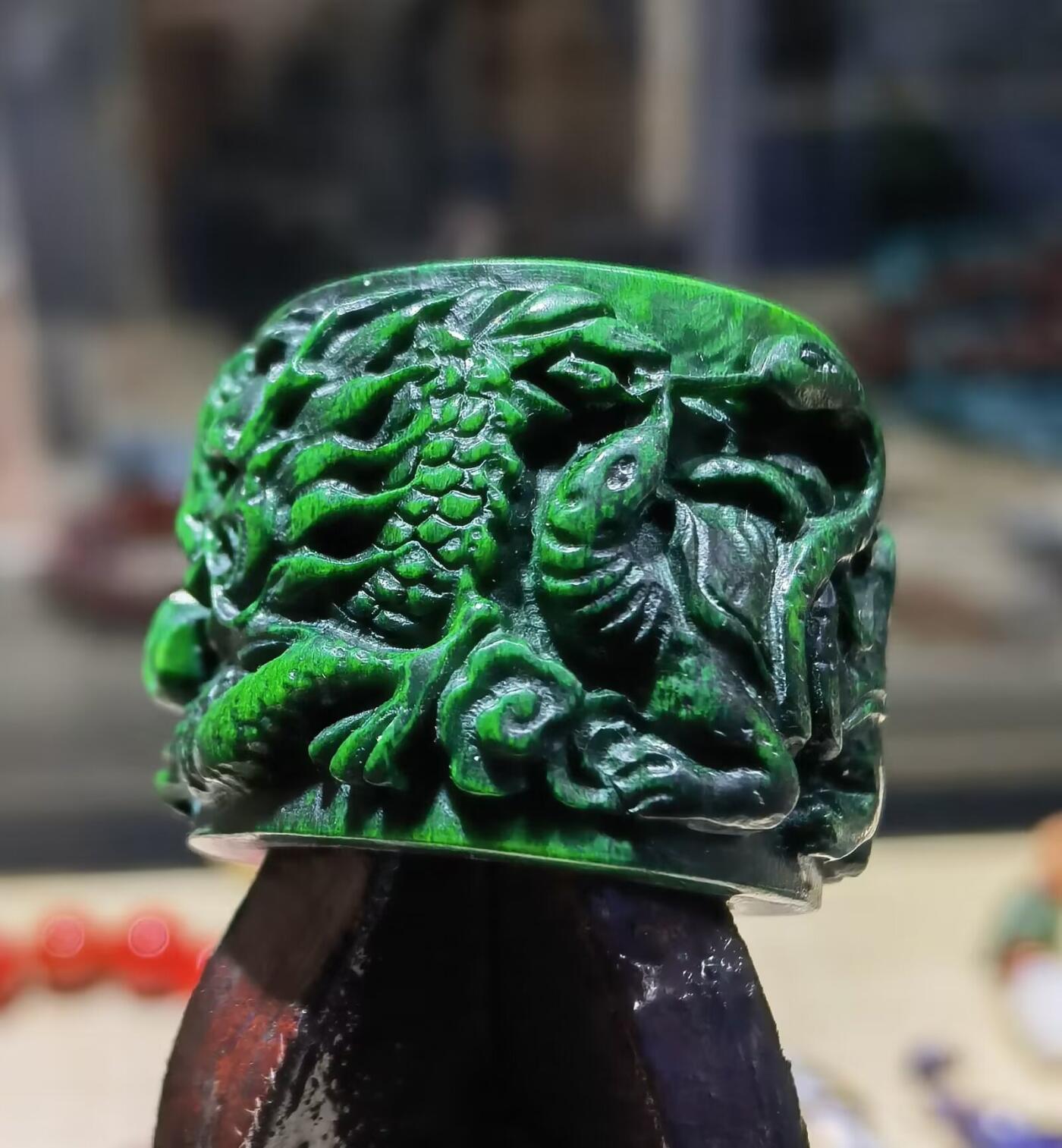 扳指财运亨通龙凤呈祥男款戒指，最早宫廷造办处出品，做佛珠勒子等。指圈：22