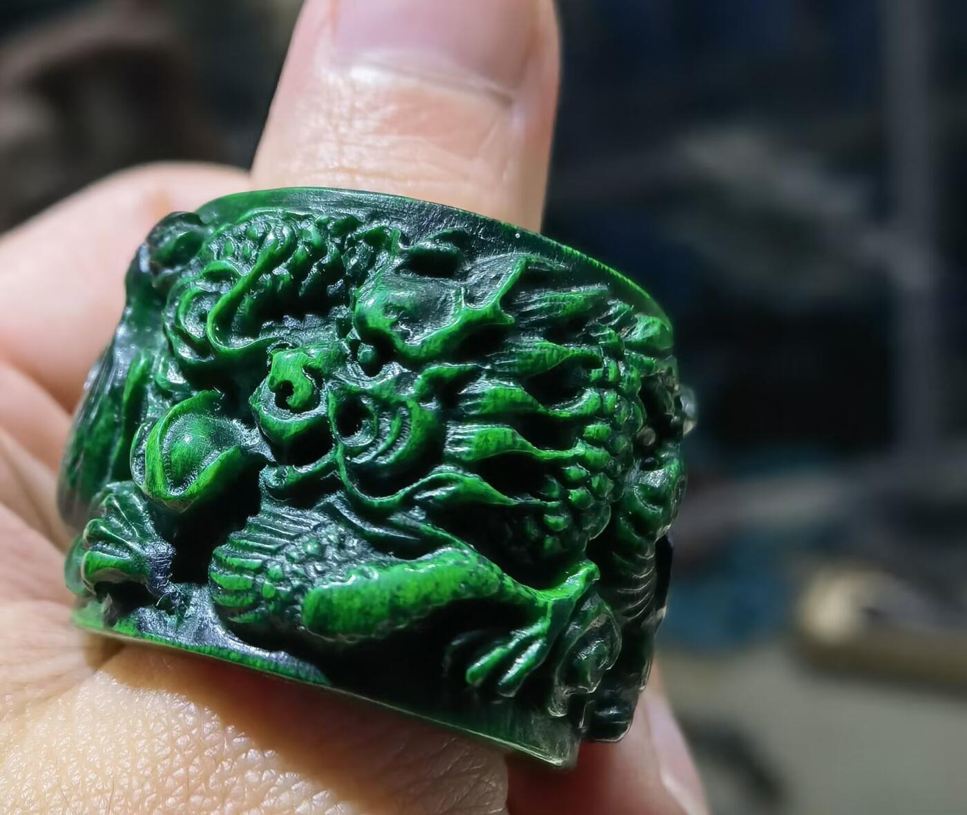 扳指财运亨通龙凤呈祥男款戒指，最早宫廷造办处出品，做佛珠勒子等。指圈：22