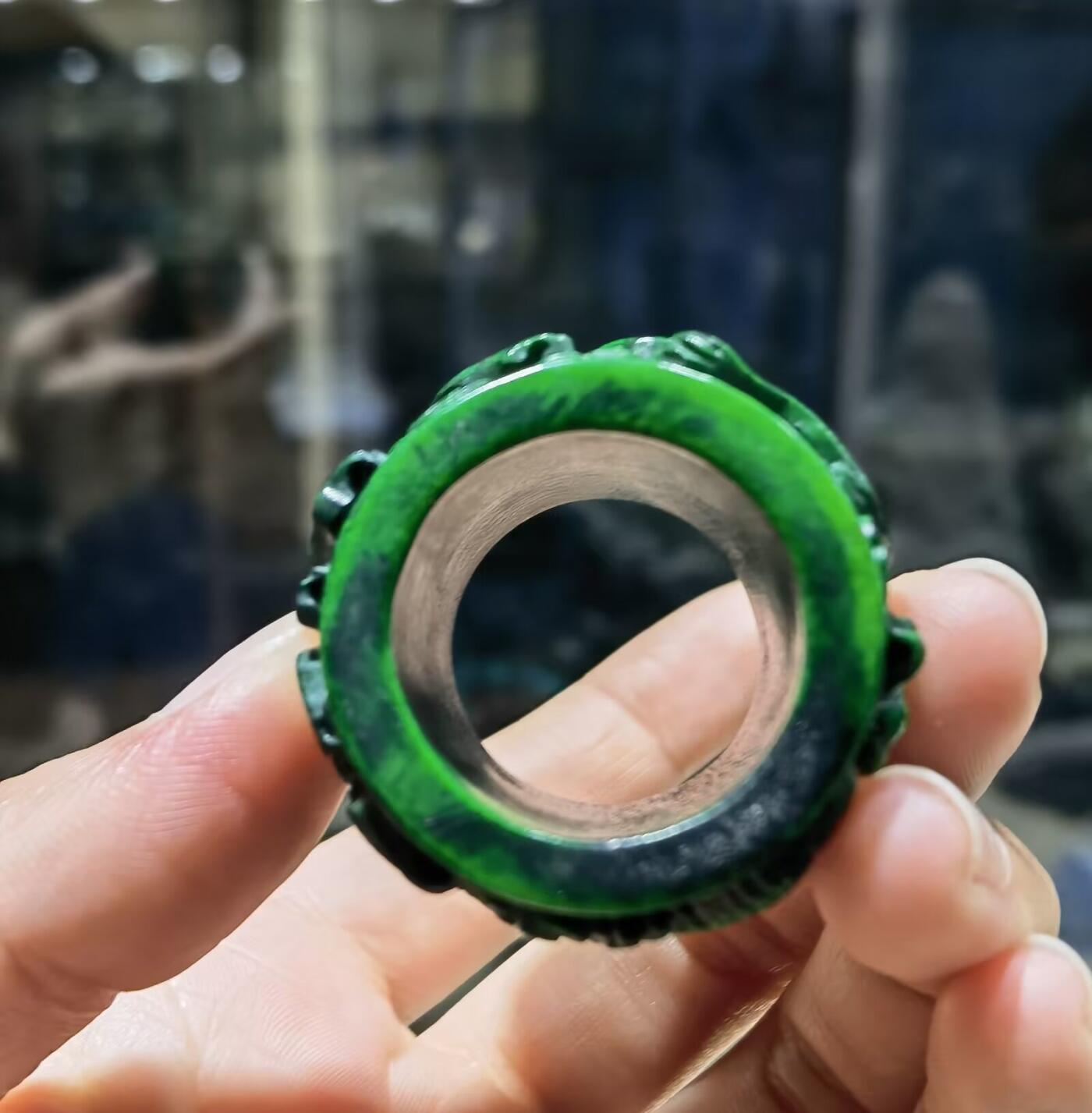 扳指财运亨通龙凤呈祥男款戒指，最早宫廷造办处出品，做佛珠勒子等。指圈：22