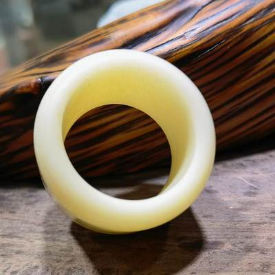 抹香耳骨，揉骨如玉扳指男款，内径28