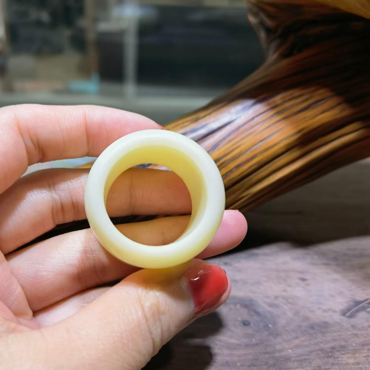 抹香耳骨，揉骨如玉扳指男款，内径28