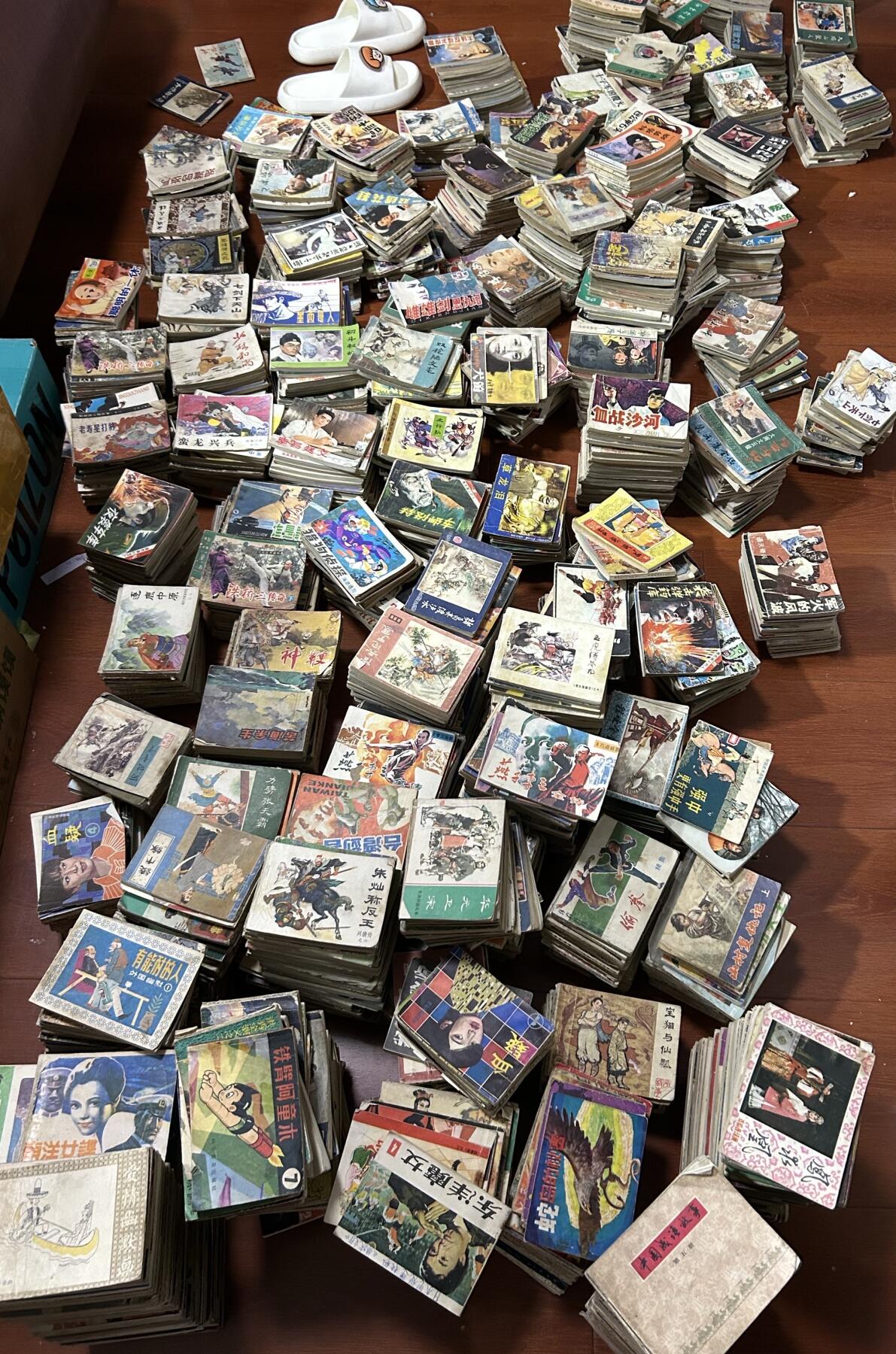 连环画出售，有喜欢可以聊