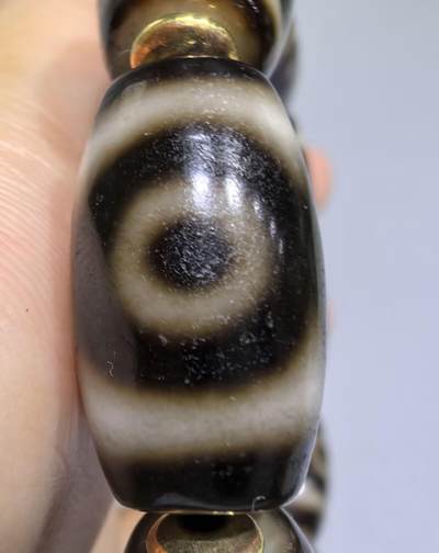 多宝天珠手串佛珠男款，五福、天地、两眼、三眼，​高品质台湾手工珠，胎脂油润，包浆浑厚，尺寸:1.9cm*1.1cm
​