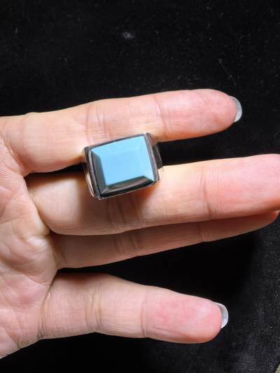 原矿绿松石男款戒指，无优化，高瓷蓝，零铁线，裸石干净，尺寸：1.3cm*1.1cm圈口21