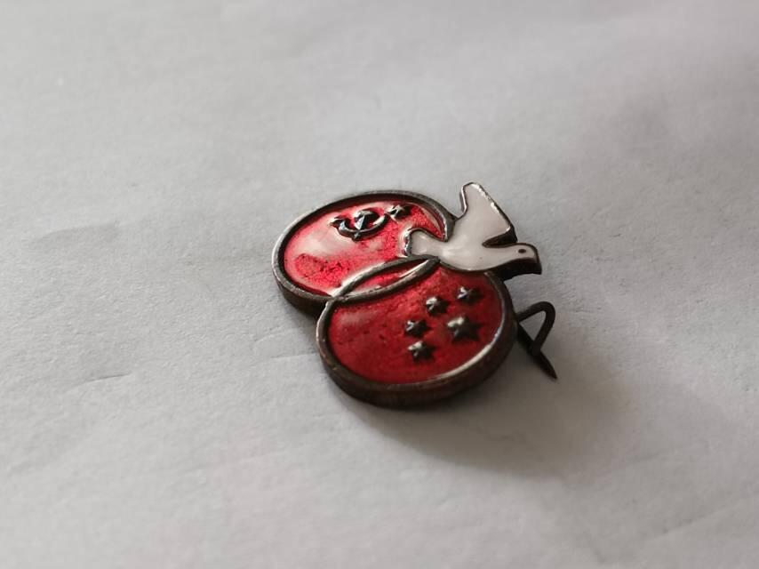 中苏友谊和平鸽