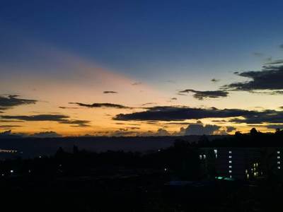 话说倒一版法国法郎200面额是不是有两版，第一版是两个人，印刷完成没有投放销毁了（被扒出发表过不当言