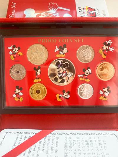 浅秀一下东京迪士尼纪念银币