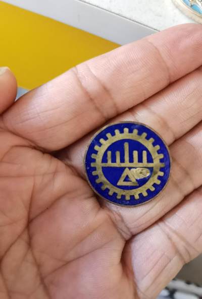 民国五三兵工厂技工证徽章