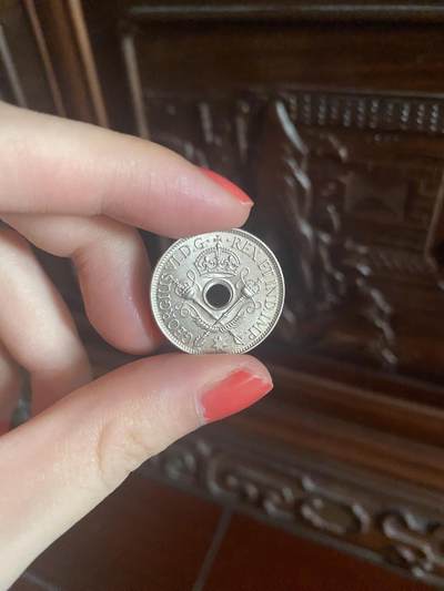 两枚冷门的小众银币