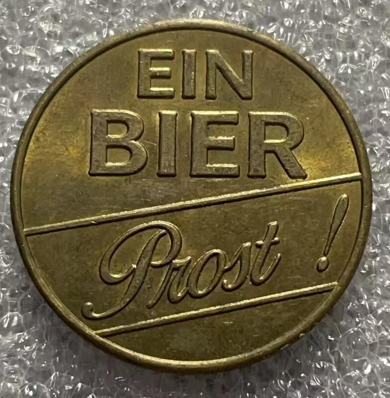 我收藏的2枚德国酒牌