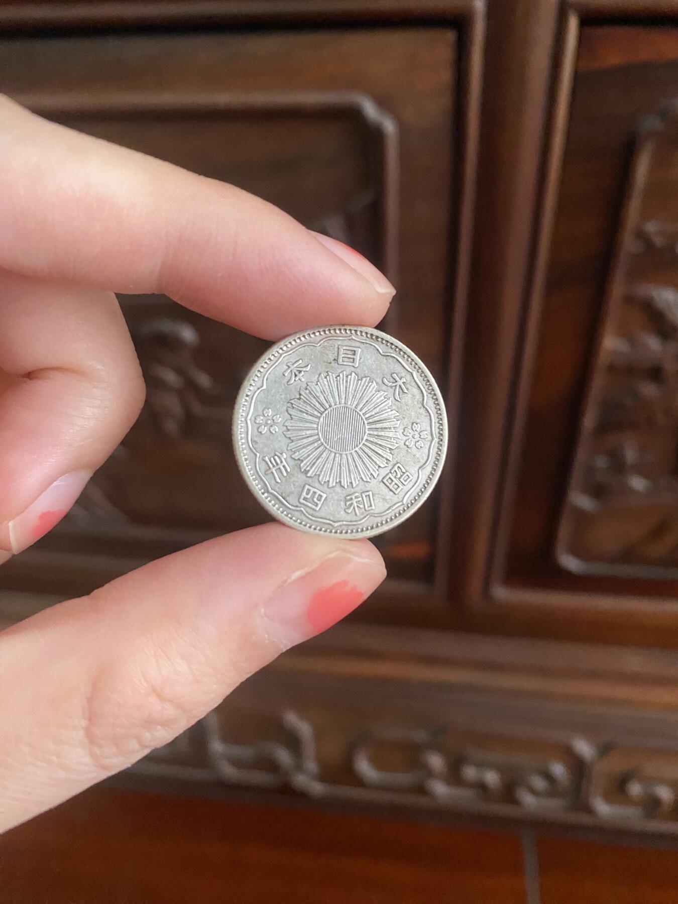 嘻嘻😜抓到一枚小海龟银币