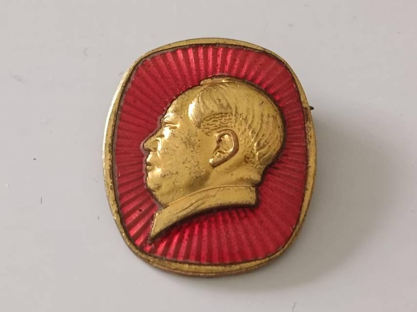 铜鎏金珐琅徽章