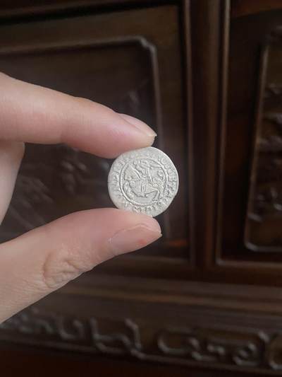 嘻嘻😜随机揪住一枚喜羊羊银币