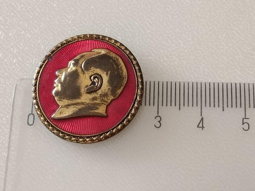 毛主席像章徽章