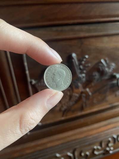 满天都是月光，我却低头看见了幸运6便士