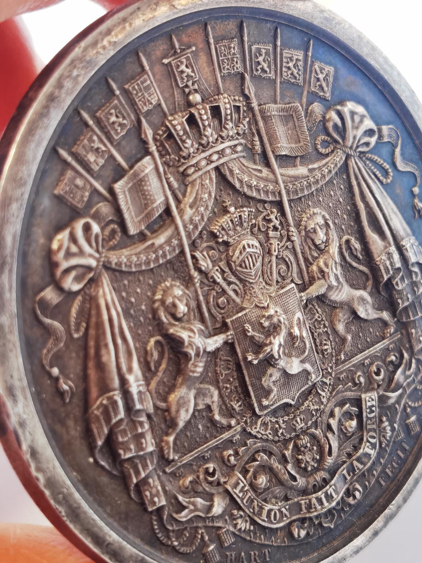 极其稀少的1831年比利时议员大银章，精美绝伦，品相很好。原味老包浆，全世界仅数百枚