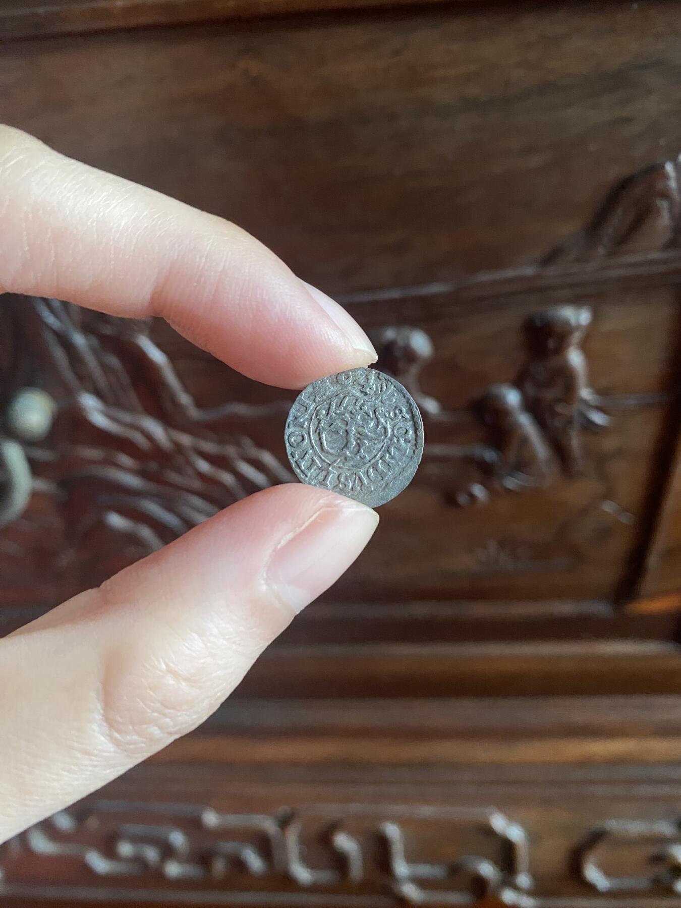 只花100元能买到什么百年打制银币？