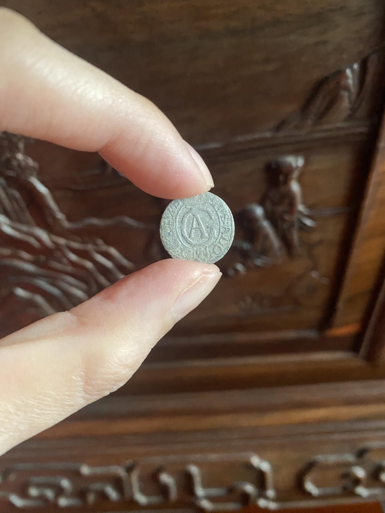 只花100元能买到什么百年打制银币？